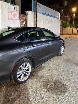 Chrysler 200